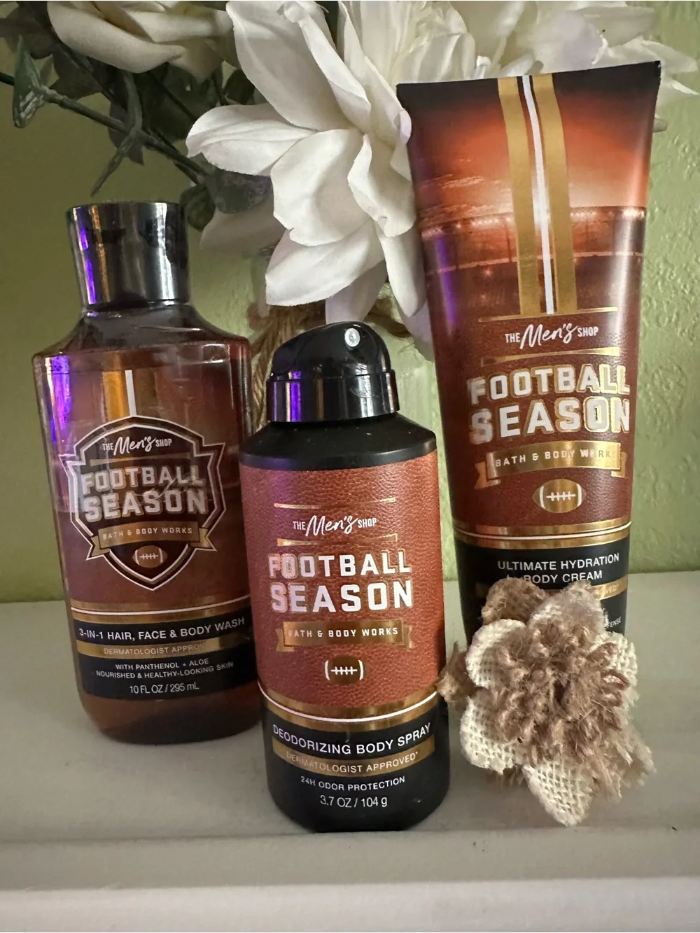 Bath & Body Works Football Season Gift Set - Brown, Black, Gold
